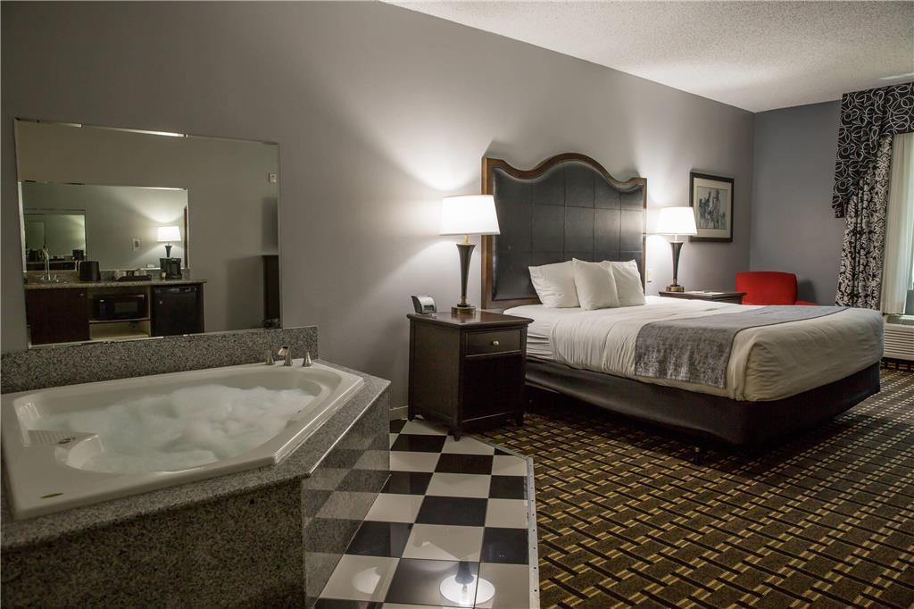 Evangeline Downs Hotel, Ascend Hotel Collection Опелусас Номер фото
