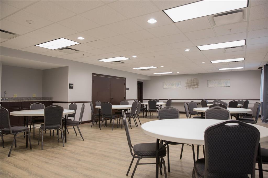 Evangeline Downs Hotel, Ascend Hotel Collection Опелусас Удобства фото
